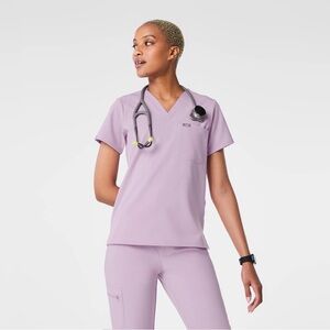 Figs Lavender Haze Catarina - One-Pocket Scrub Top - Lavender Haze